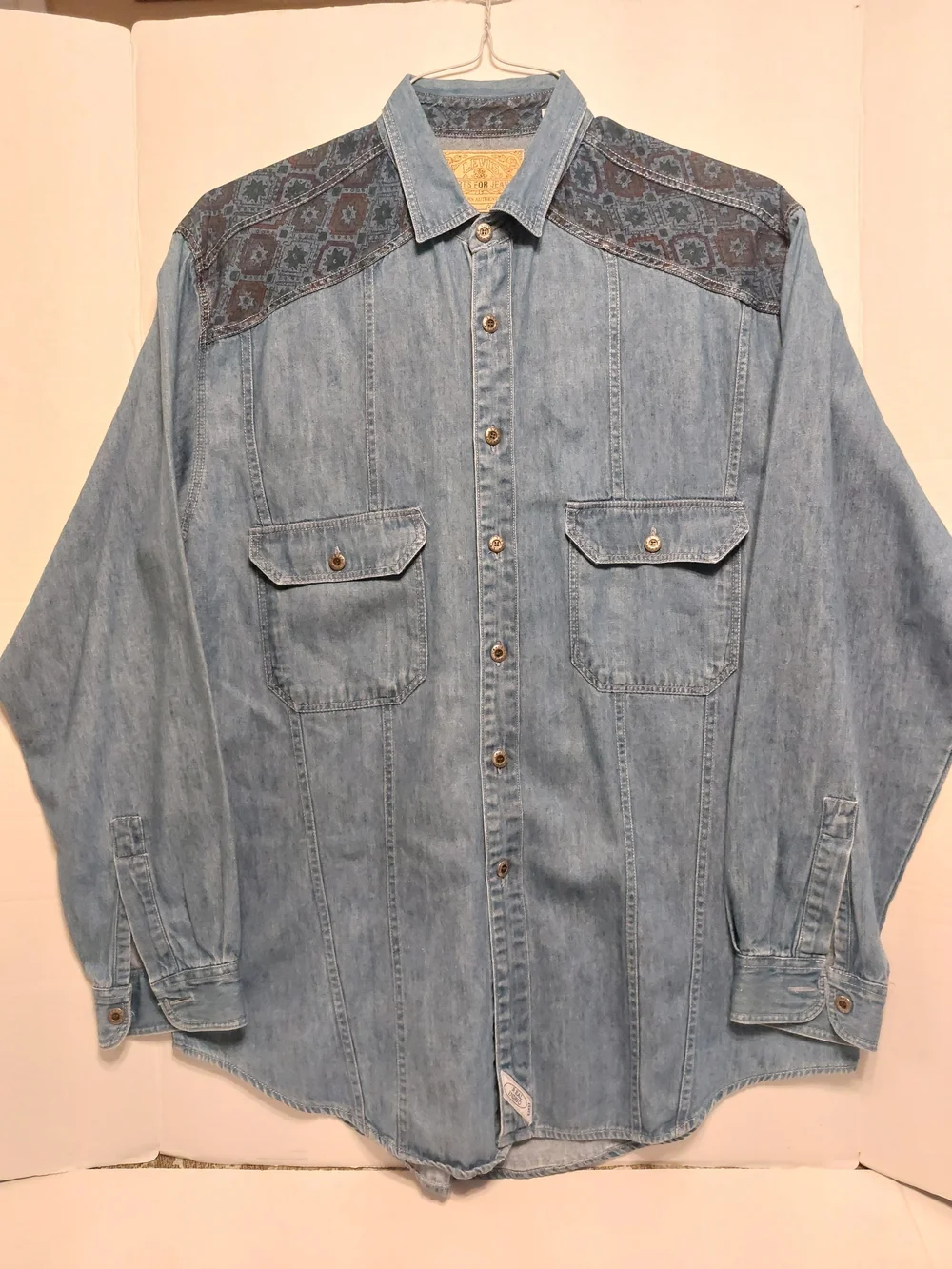 Vintage Levi's Light Blue Denim Shirt Jacket with Dark Patterned Yoke
